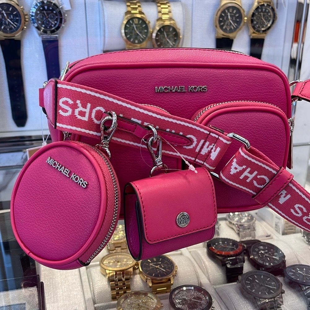 Michael Kors Jet Set Leather Md Crossbody Bag with Case for Apple Airpods Pro® - Picture 3 of 16